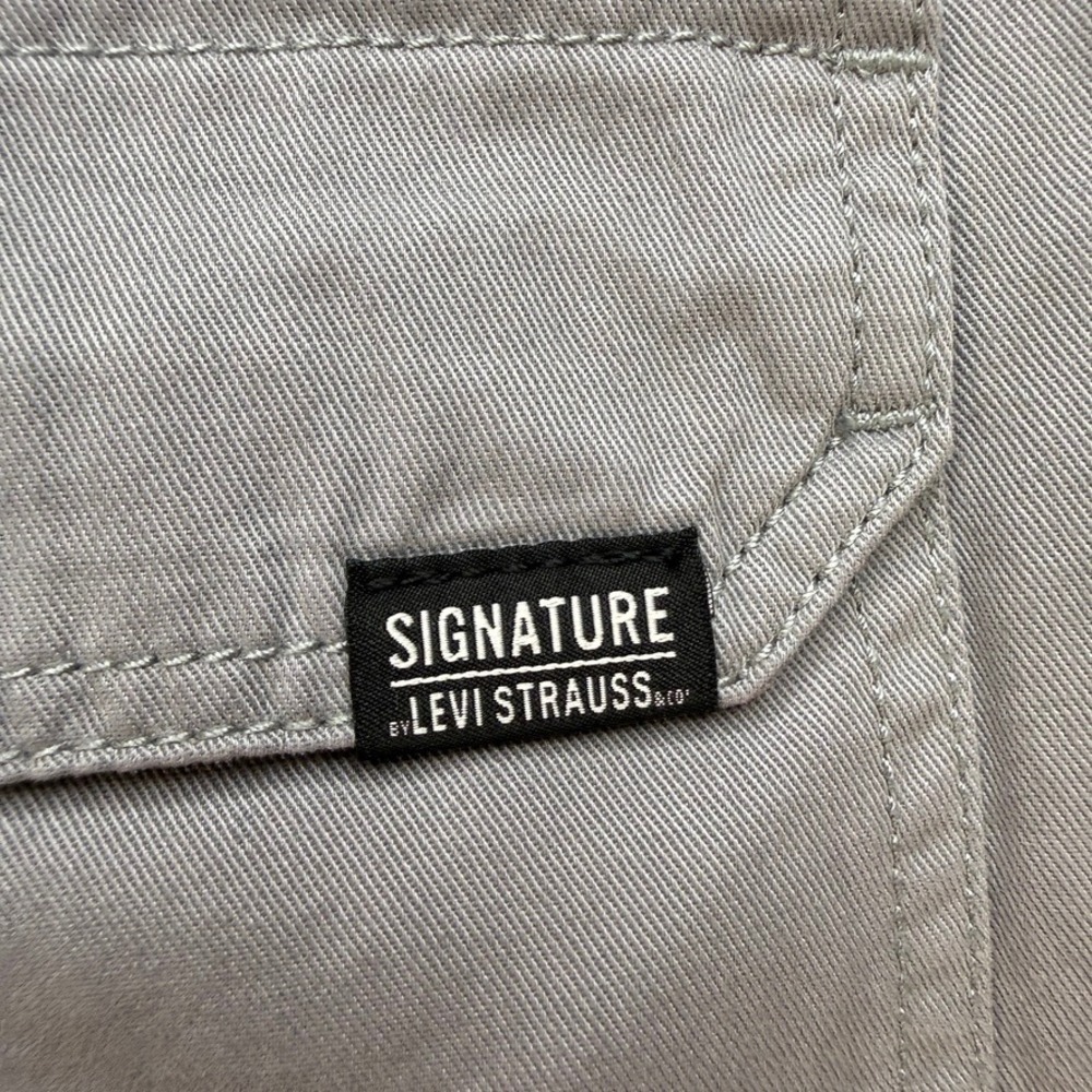 Levi Signature Cargo Shorts Relaxed Size 44 (FIT 45) Gray Utility Workwear NWT - Picture 12 of 15